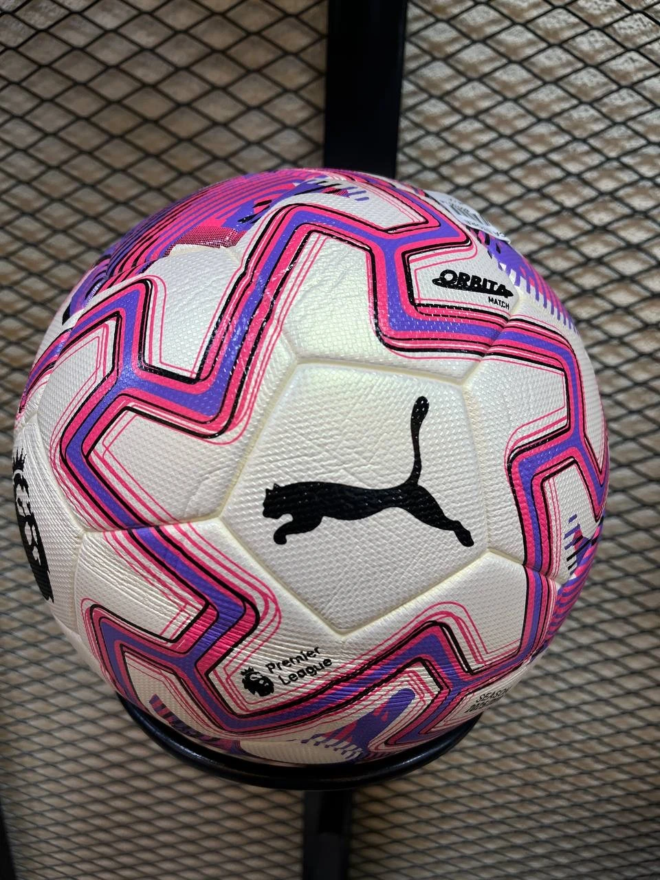 PREMIER LEAGUE PUMA FOOTBAll